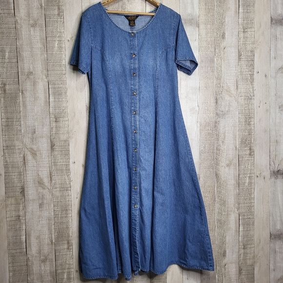 Eddie Bauer Vintage Blue Denim Button-Down Dress. Size Medium. Cotton. - Picture 1 of 13